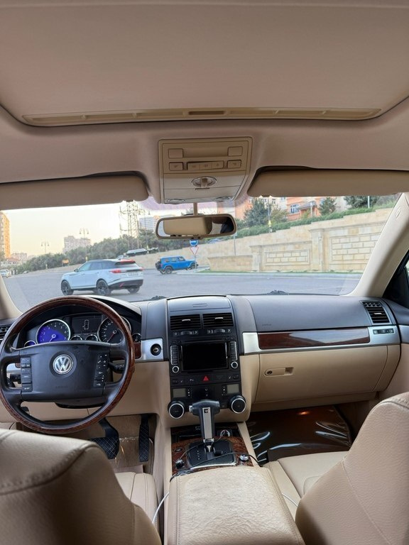 2008 Volkswagen Touareg, 3.6L, 244370km - Image 8
