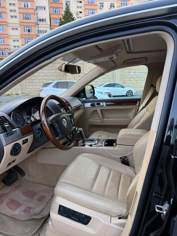 2008 Volkswagen Touareg, 3.6L, 244370km - Image 9