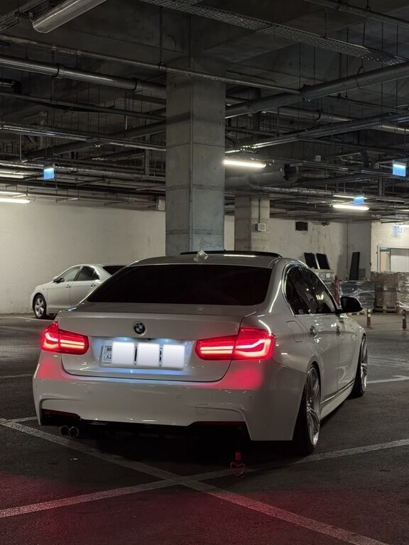 2016 BMW 328, 2.0L, 128000km - Image 5