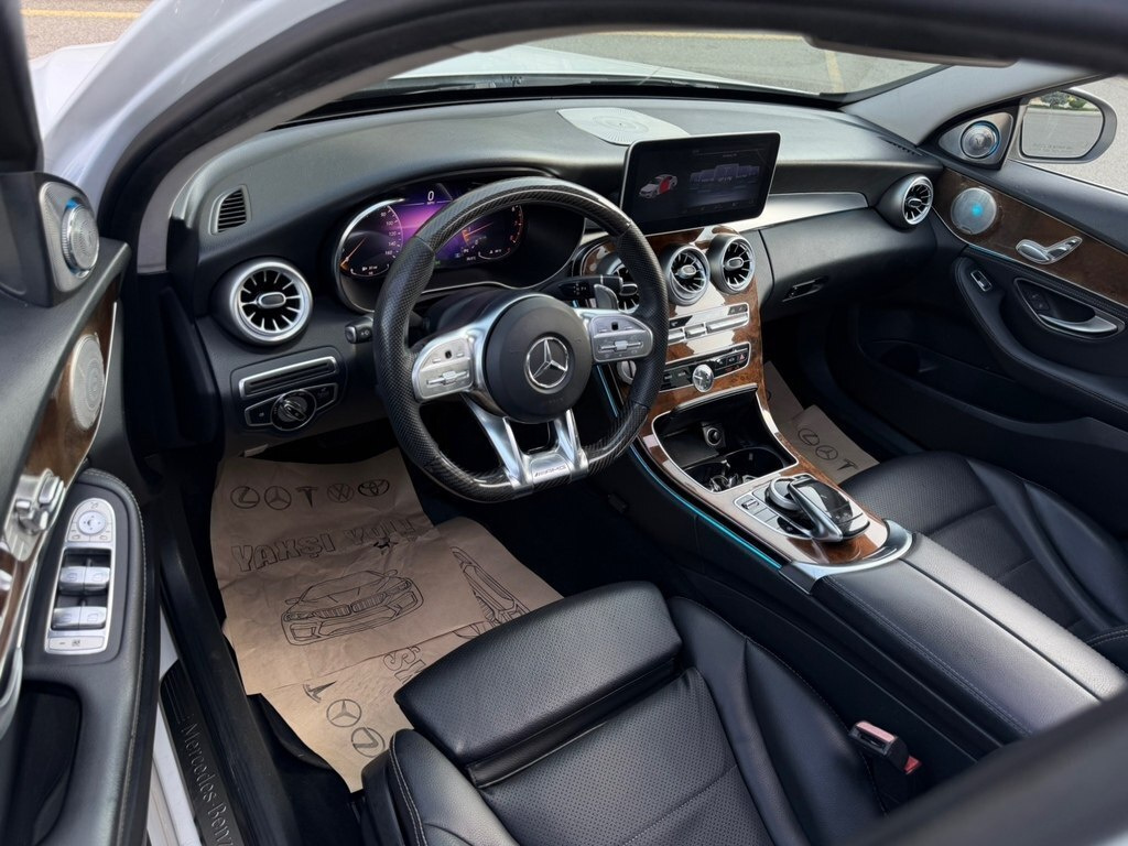 2016 Mercedes C 300, 2.0L, 161000km - Image 12