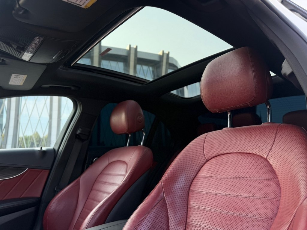 2017 Mercedes C 300, 2.0L, 170000km - Image 15