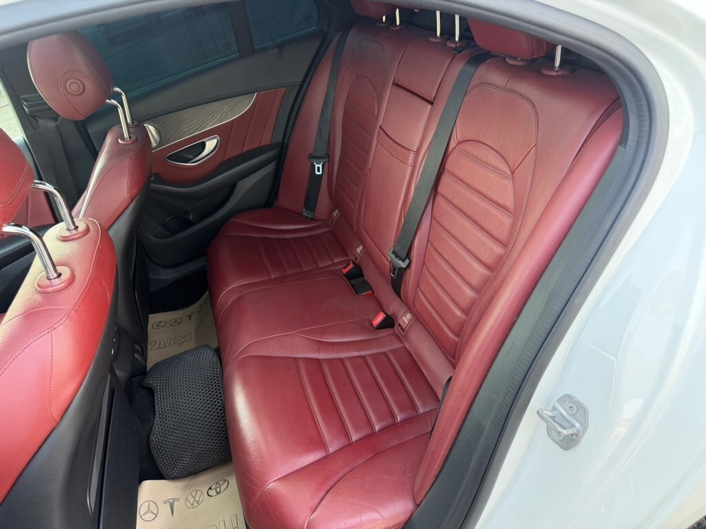 2017 Mercedes C 300, 2.0L, 170000km - Image 17