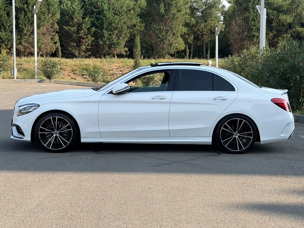 2017 Mercedes C 300, 2.0L, 170000km - Image 6