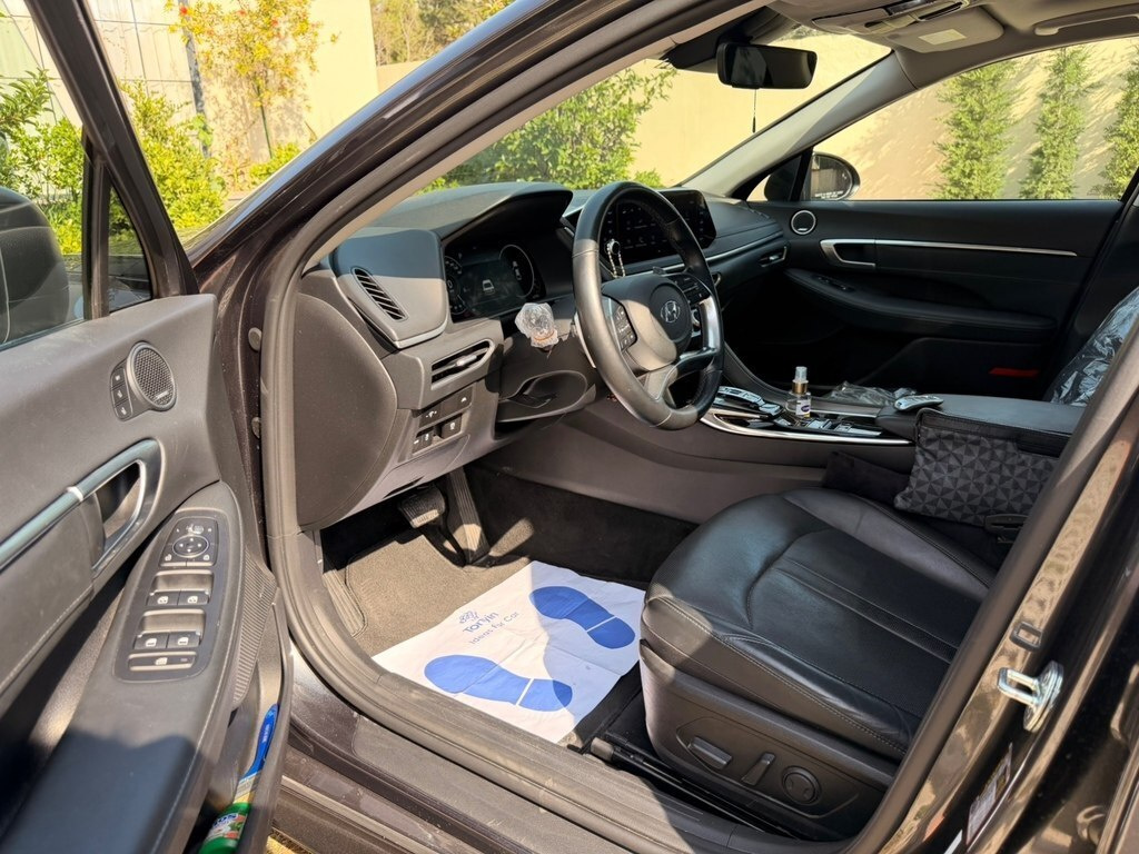 2022 Hyundai Sonata, 1.6L, 62000km - Image 9