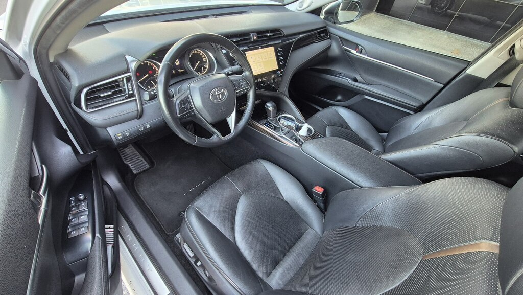 2019 Toyota Camry, 2.5L, 68000km - Image 7