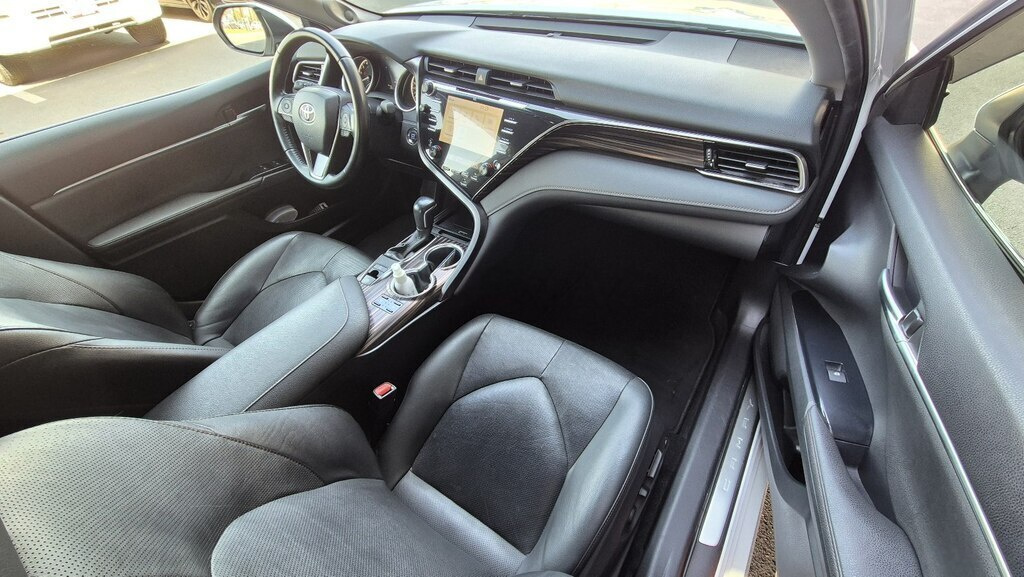 2019 Toyota Camry, 2.5L, 68000km - Image 8