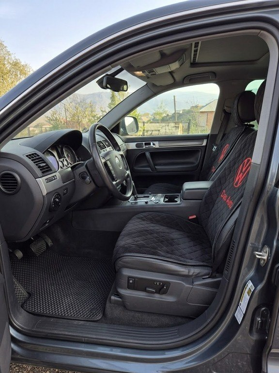 2003 Volkswagen Touareg, 3.2L, 331889km - Image 10