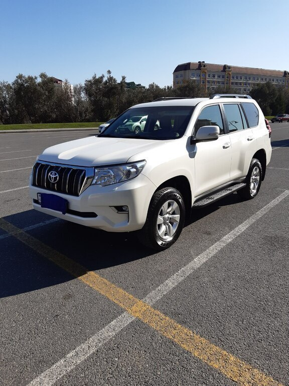 2019 Toyota Land Cruiser Prado, 3.0L, 21000km - Image 2