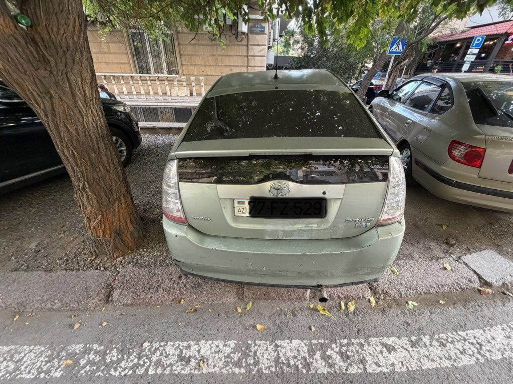 2007 Toyota Prius, 1.5L, 350000km - Image 6