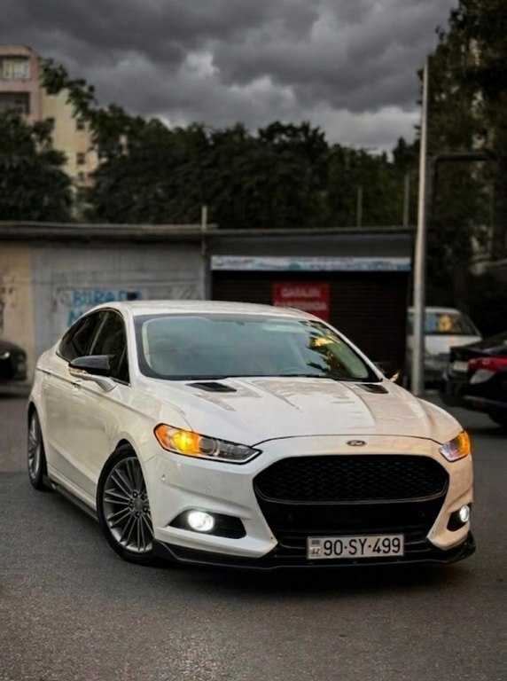 2014 Ford Fusion (North America), 1.5L, 293000km - Image 1