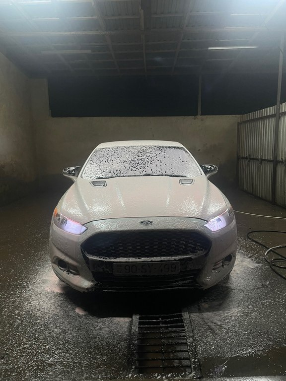 2014 Ford Fusion (North America), 1.5L, 293000km - Image 2