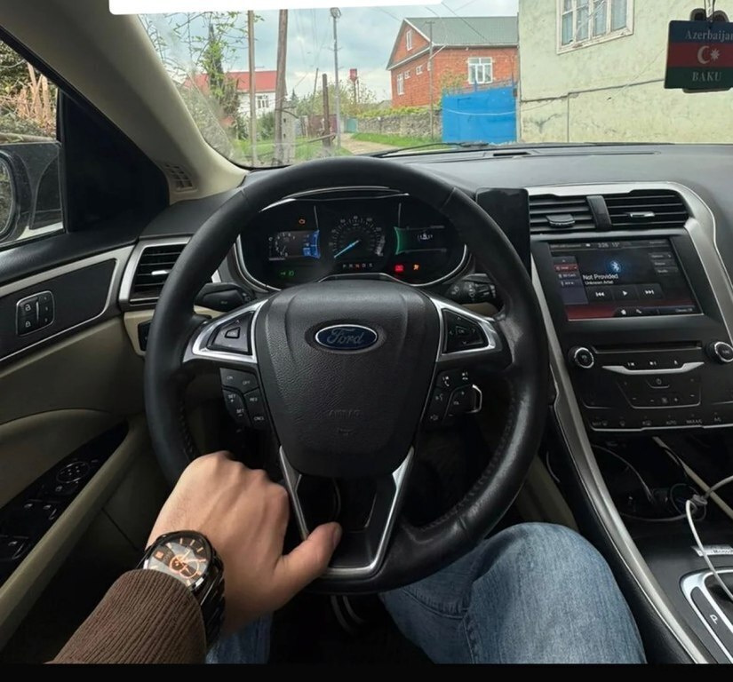 2014 Ford Fusion (North America), 1.5L, 293000km - Image 7