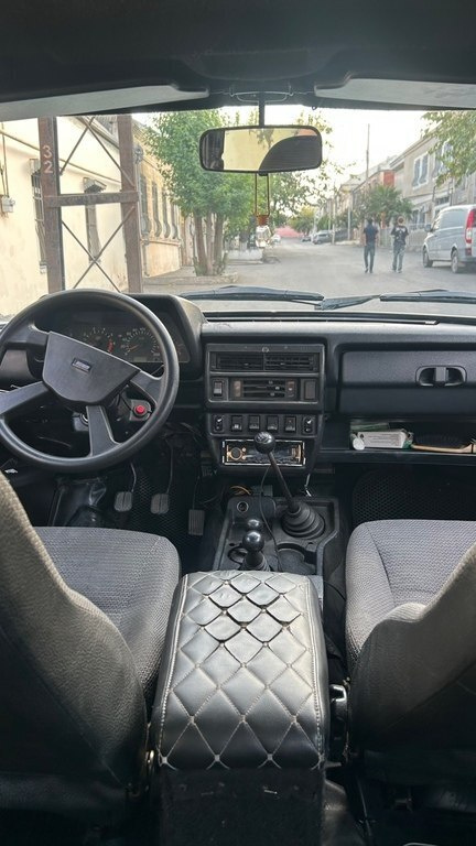2010 LADA (VAZ) Niva, 1.7L, 200000km - Image 9