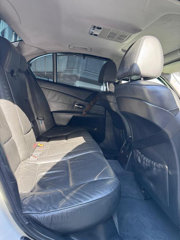 2006 BMW 530, 3.0L, 140000km - Image 11