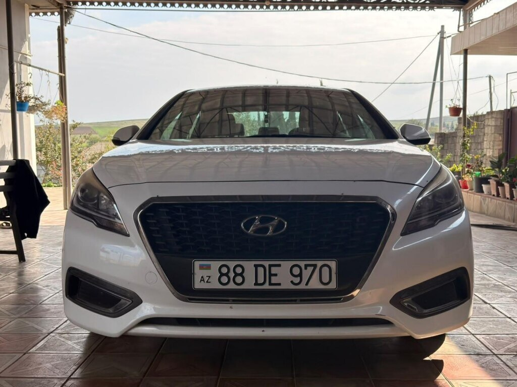 2017 Hyundai Sonata, 2.0L, 134612km - Image 1