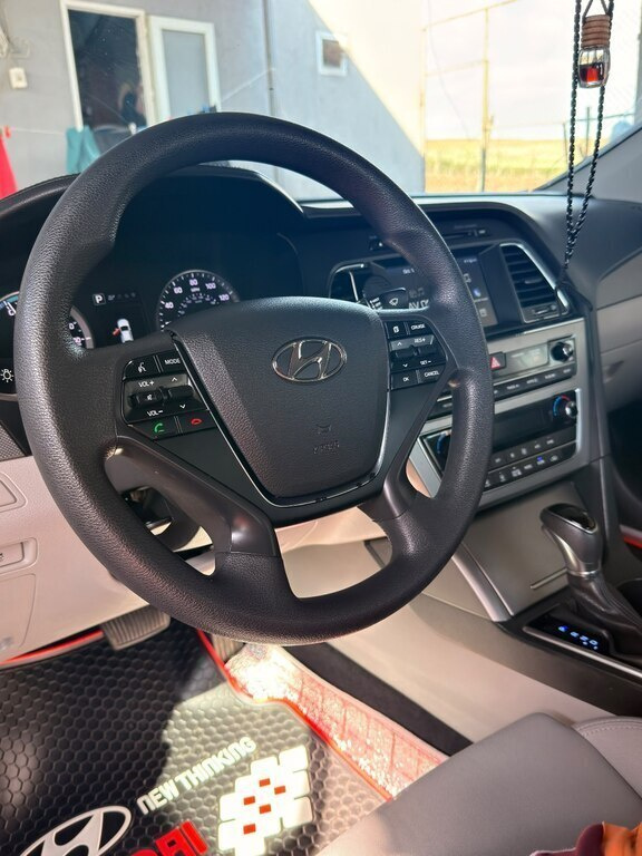 2017 Hyundai Sonata, 2.0L, 134612km - Image 12