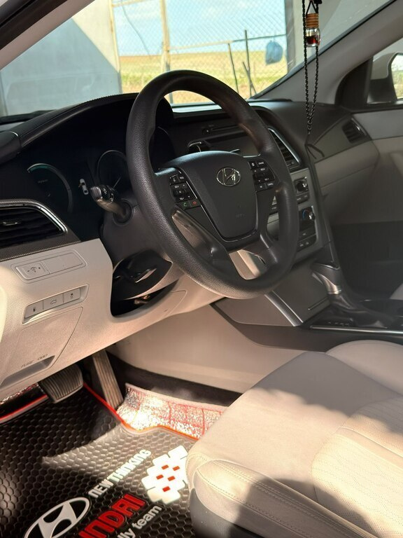 2017 Hyundai Sonata, 2.0L, 134612km - Image 19