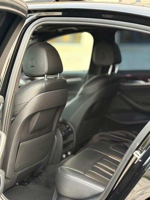 2018 BMW 530, 2.0L, 155000km - Image 13
