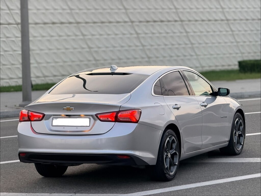 2022 Chevrolet Malibu, 1.5L, 137000km - Image 6