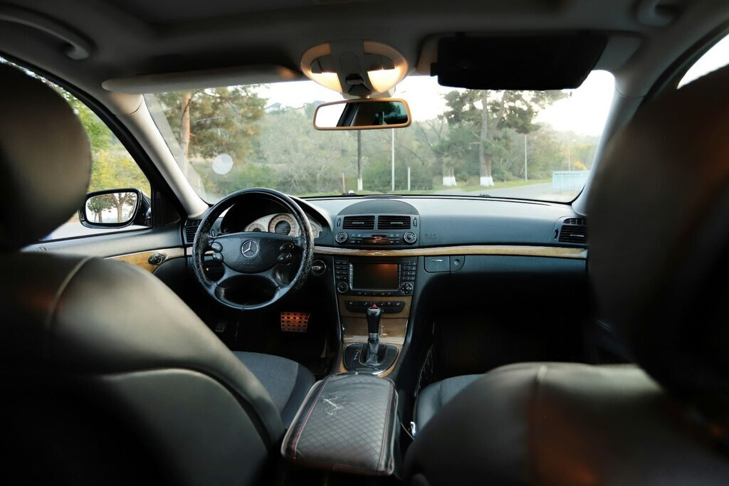 2007 Mercedes E 220, 2.2L, 410000km - Image 12