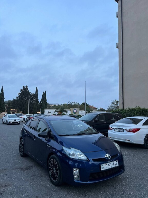 2009 Toyota Prius, 1.8L, 514990km - Image 2