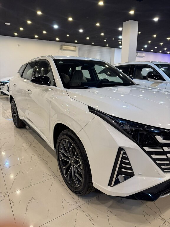 2025 Changan Uni-Z, 1.5L, 0km - Image 2