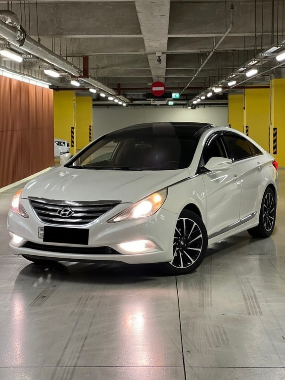 2010 Hyundai Sonata, 2.4L, 248000km - Image 1