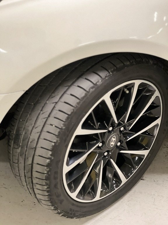 2010 Hyundai Sonata, 2.4L, 248000km - Image 8