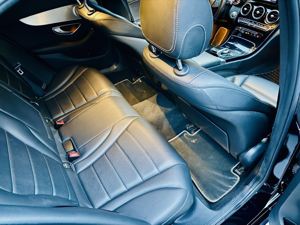 2016 Mercedes C 300, 2.0L, 191000km - Image 14