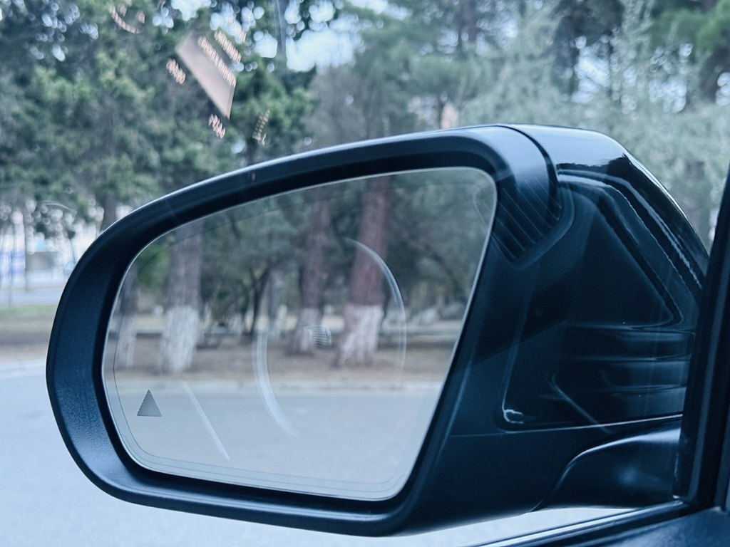 2016 Mercedes C 300, 2.0L, 191000km - Image 18