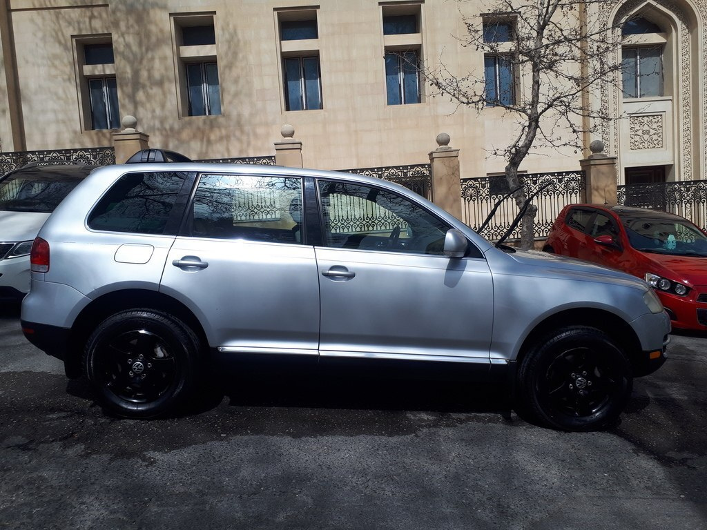 2004 Volkswagen Touareg, 3.2L, 270000km - Image 6