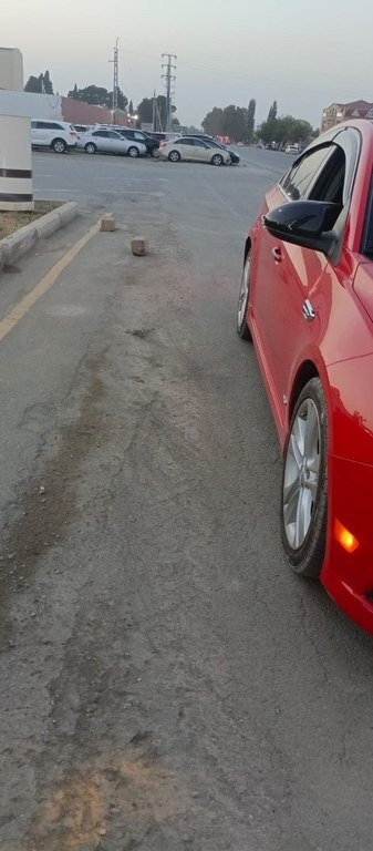 2014 Chevrolet Cruze, 1.4L, 210000km - Image 12