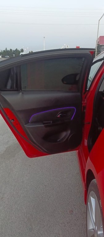 2014 Chevrolet Cruze, 1.4L, 210000km - Image 10
