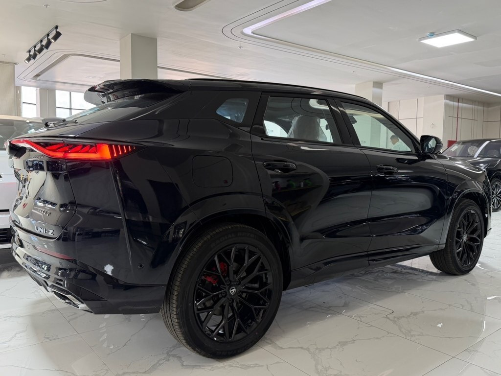 2025 Changan Uni-Z, 1.5L, 0km - Image 6
