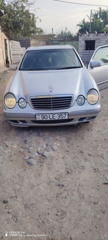 2000 Mercedes E 240, 2.4L, 353000km - Image 15