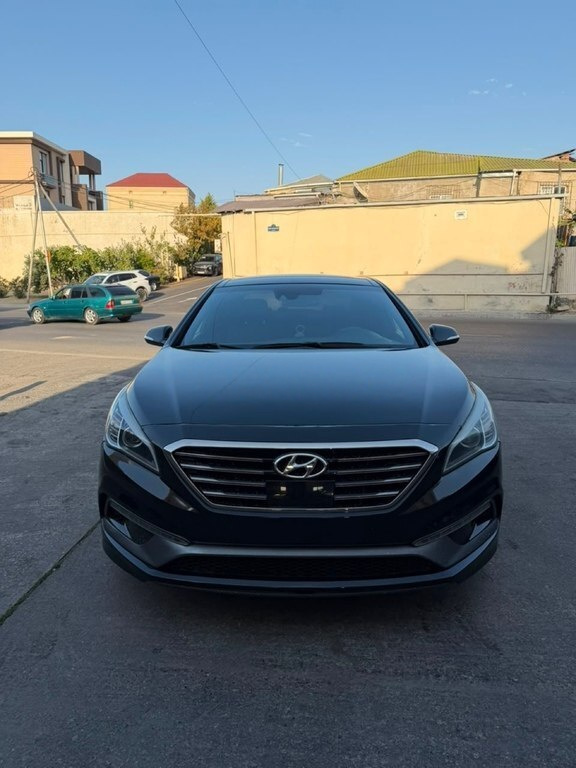 2015 Hyundai Sonata, 2.0L, 155000km - Image 1