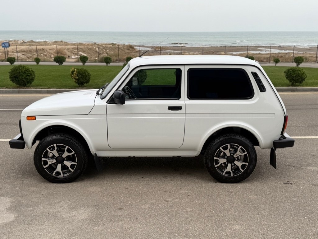 2024 LADA (VAZ) Niva, 1.7L, 41000km - Image 8