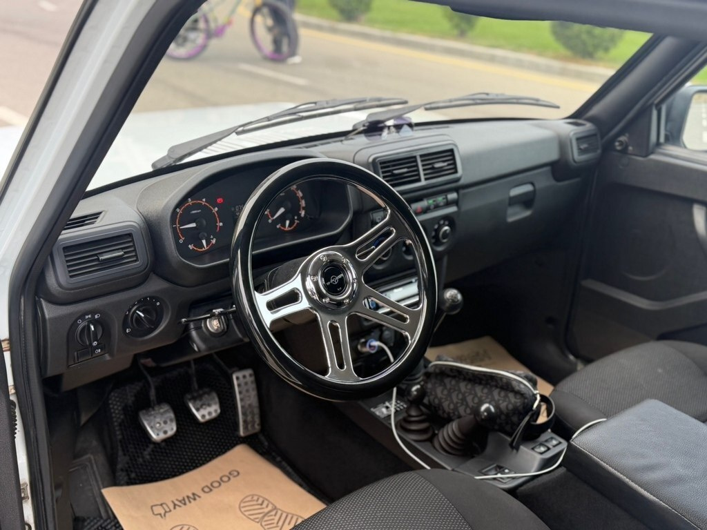 2024 LADA (VAZ) Niva, 1.7L, 41000km - Image 9
