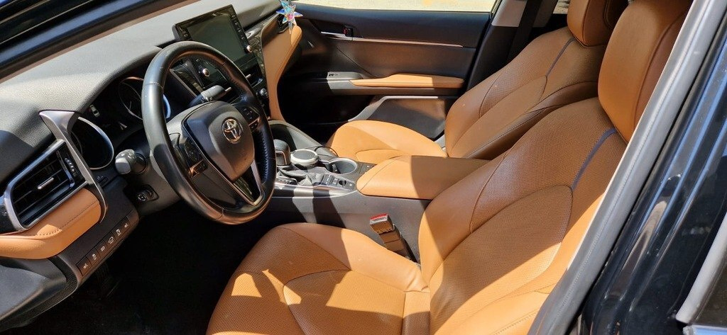 2023 Toyota Camry, 2.5L, 81000km - Image 6