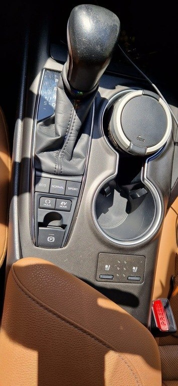2023 Toyota Camry, 2.5L, 81000km - Image 7
