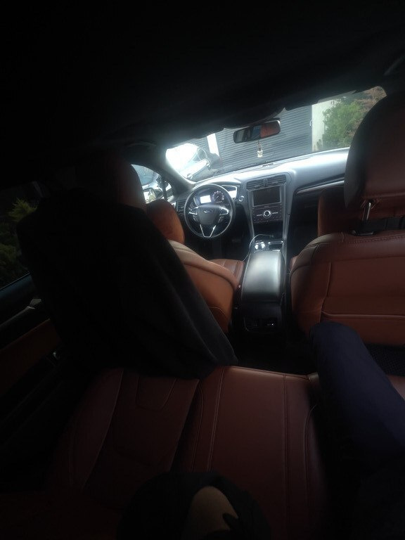2020 Ford Fusion (North America), 2.0L, 201000km - Image 11