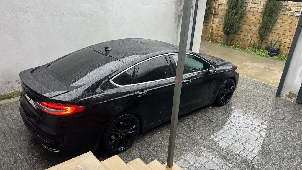 2020 Ford Fusion (North America), 2.0L, 201000km - Image 12