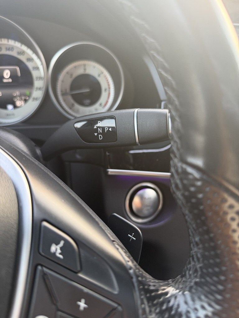 2015 Mercedes E 220, 2.1L, 233300km - Image 18
