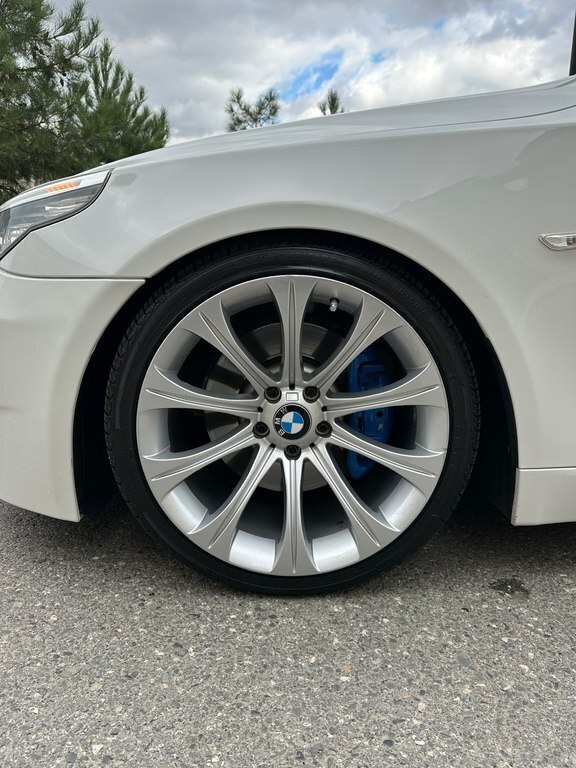 2009 BMW 530, 3.0L, 320000km - Image 8