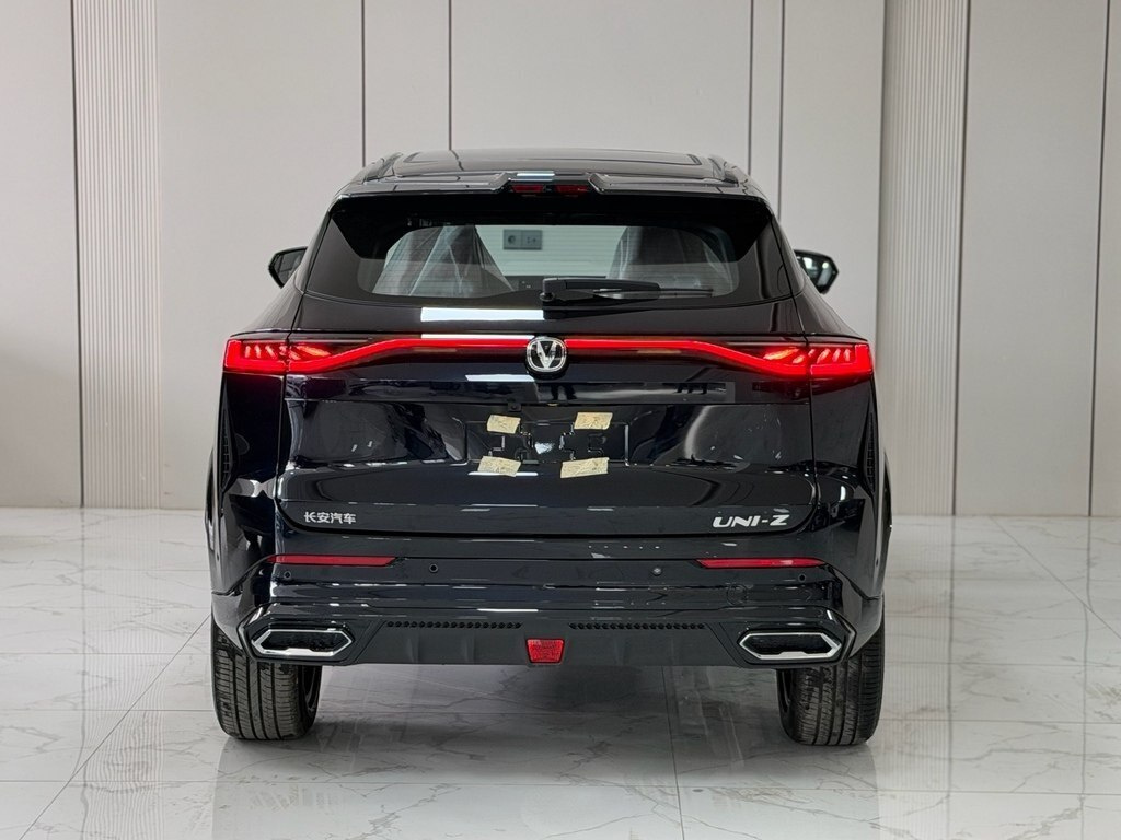 2025 Changan Uni-Z, 1.5L, 0km - Image 4