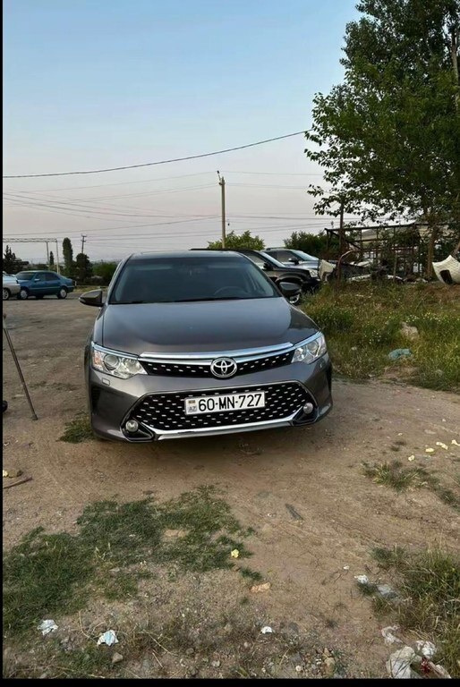 2015 Toyota Camry, 2.5L, 169540km - Image 1