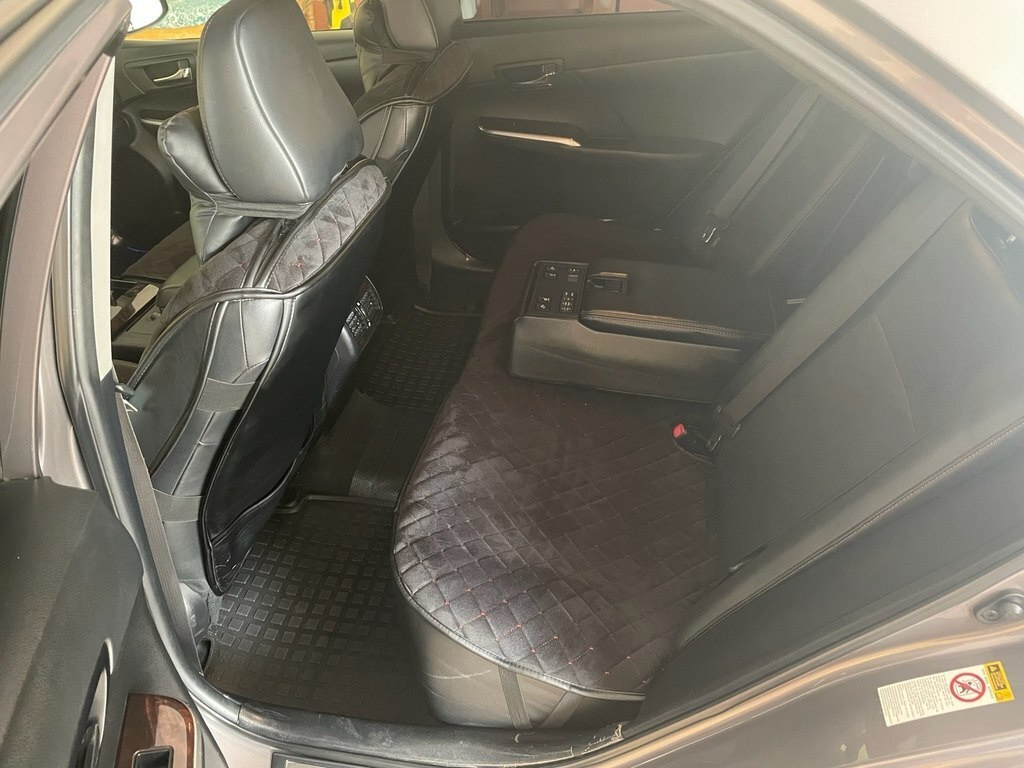 2015 Toyota Camry, 2.5L, 169540km - Image 7