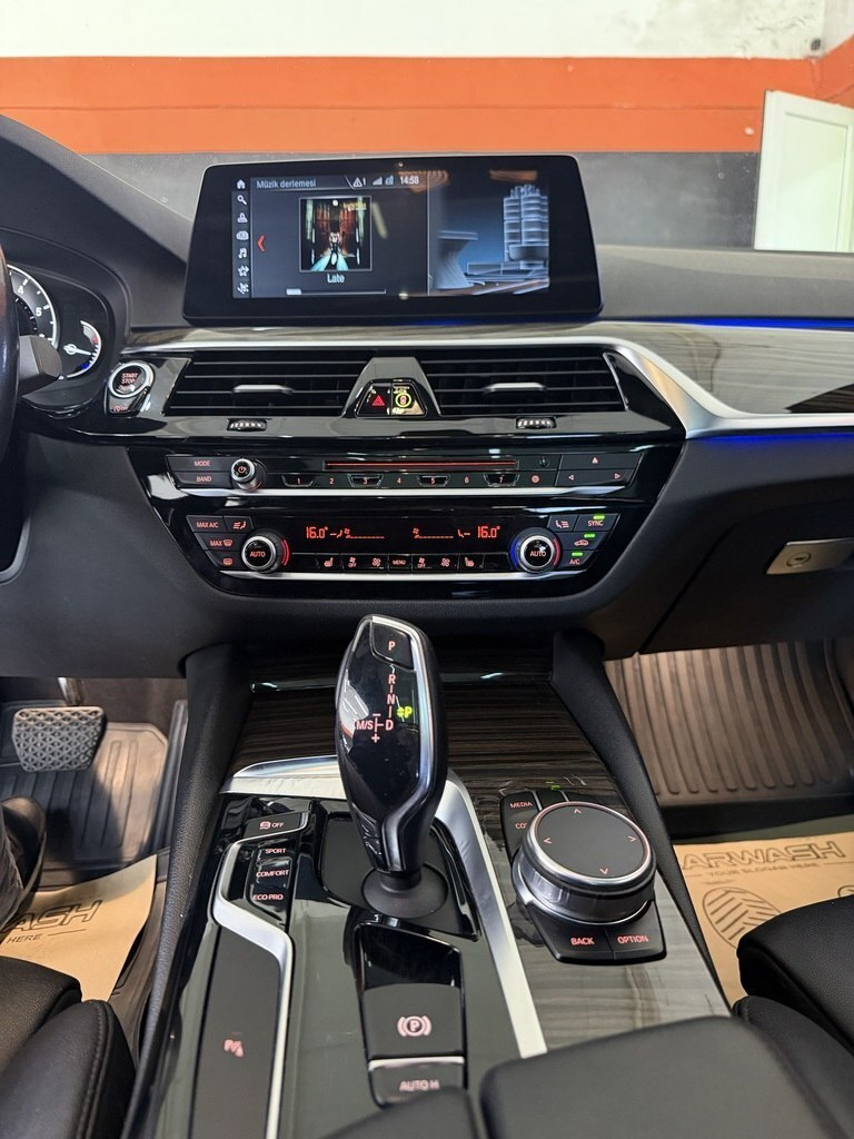 2019 BMW 530, 2.0L, 202000km - Image 15