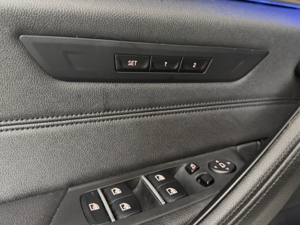 2019 BMW 530, 2.0L, 202000km - Image 16