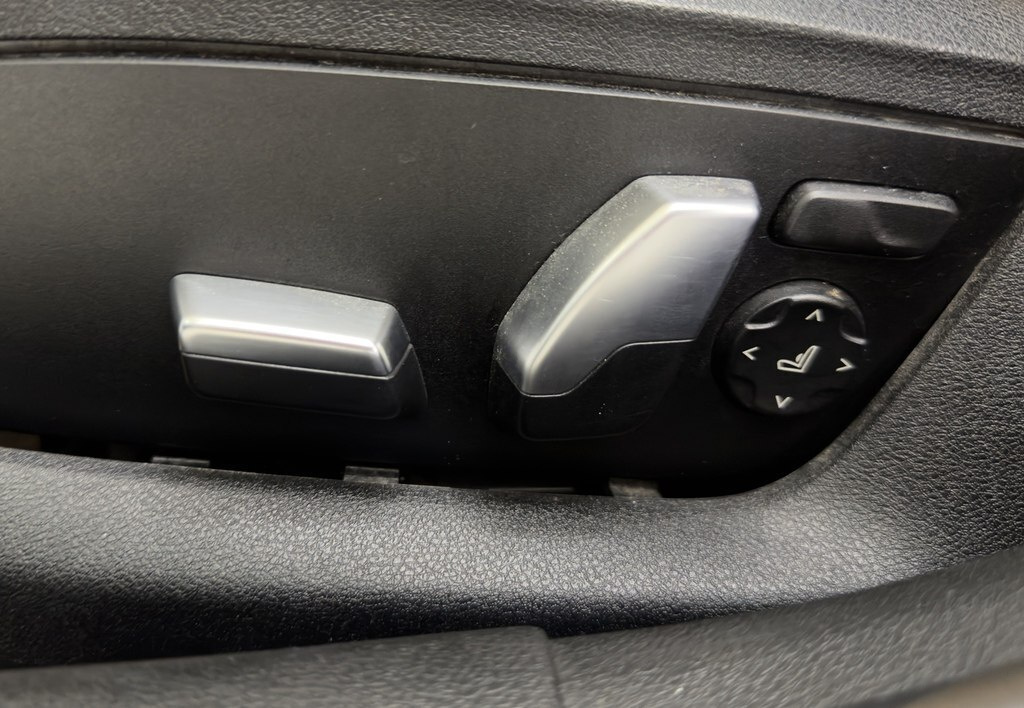2019 BMW 530, 2.0L, 202000km - Image 17